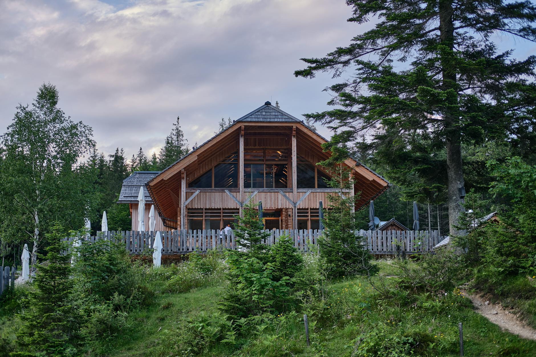 Illustration zu Neues Restaurant Brocken