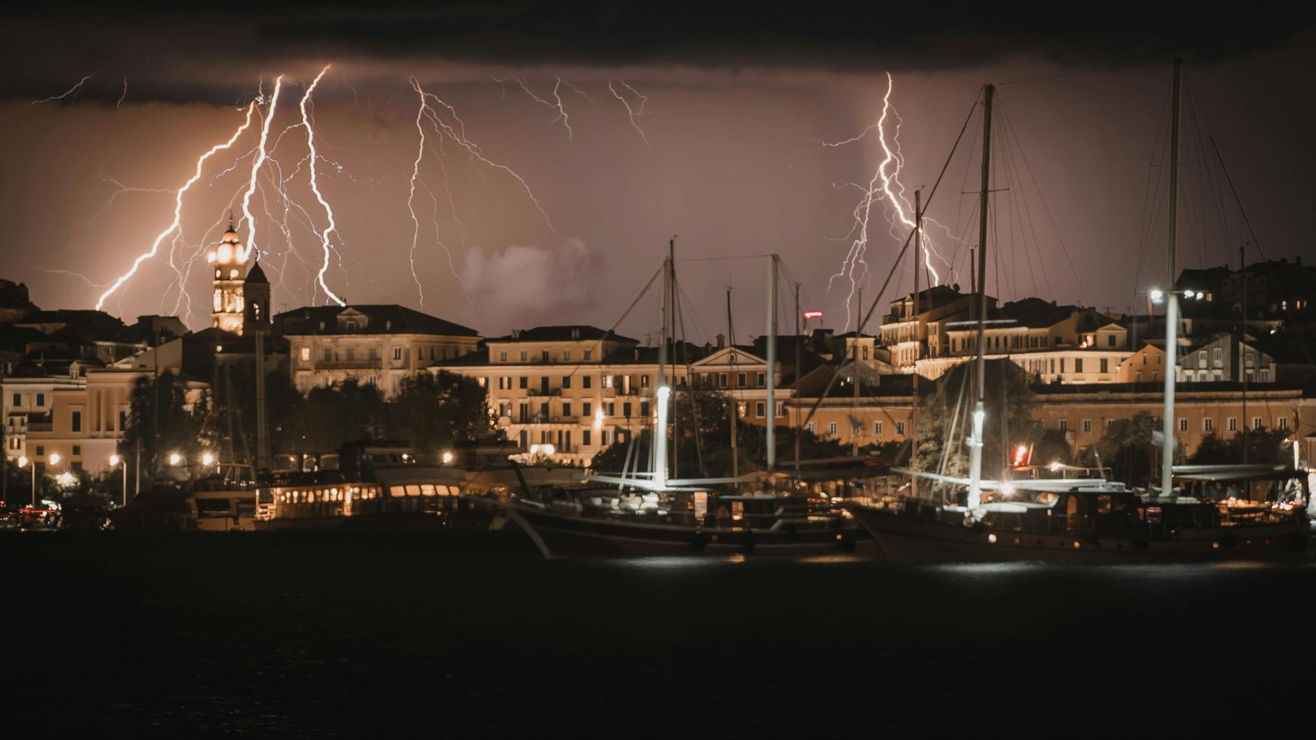 Illustration zu Unwetter Griechenland