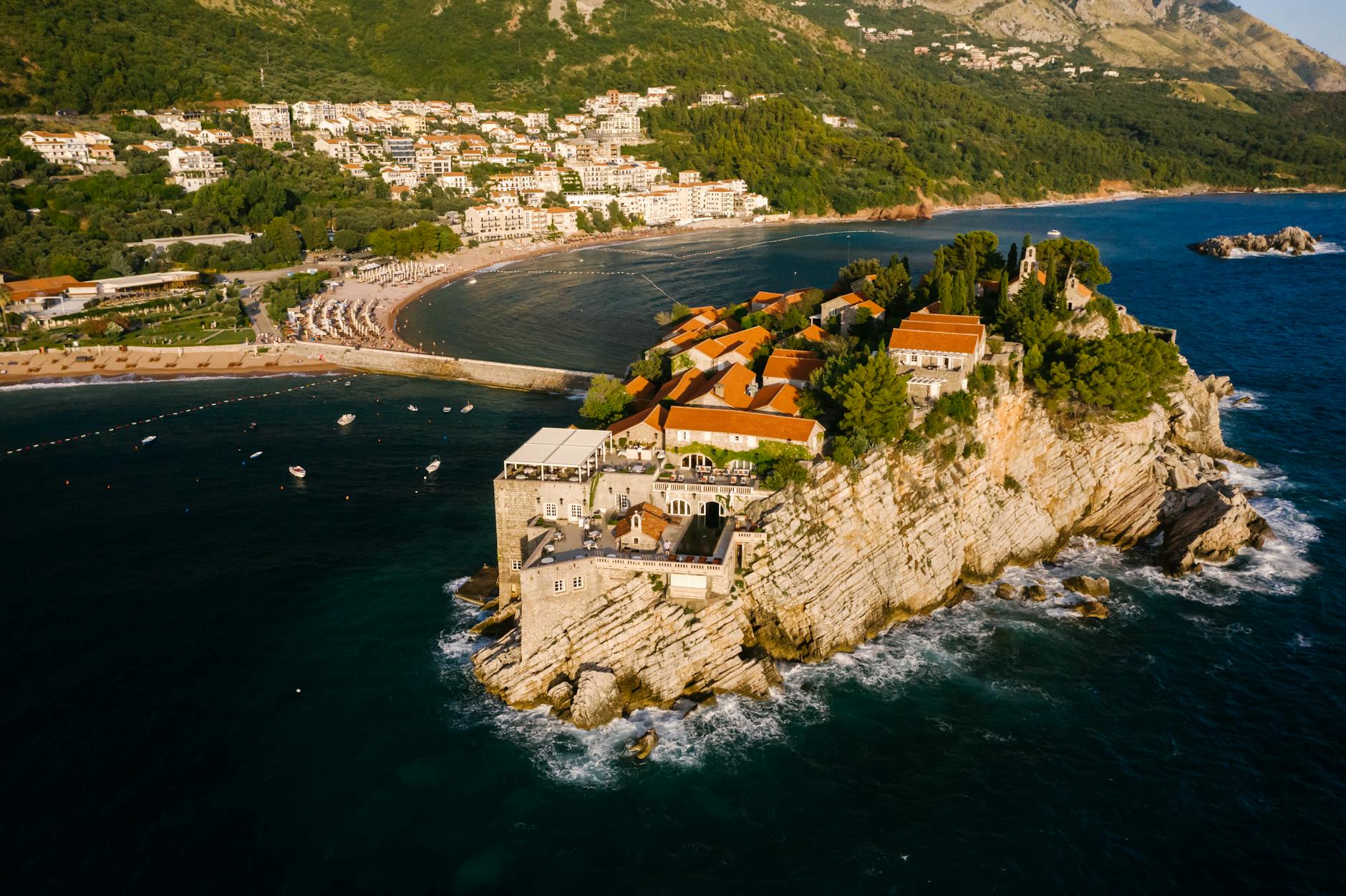 Illustration zu Sveti Stefan öffnung